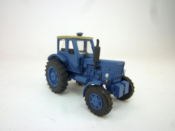 Traktor Belarus MTZ-52 eckige Motorhaube Bj. 1970 blau